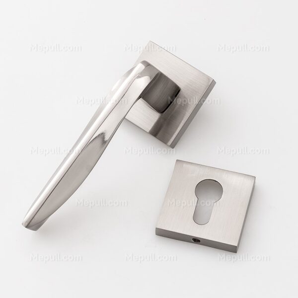 Universal Gold Plated Door Handles Z8087-9182 – Image 3